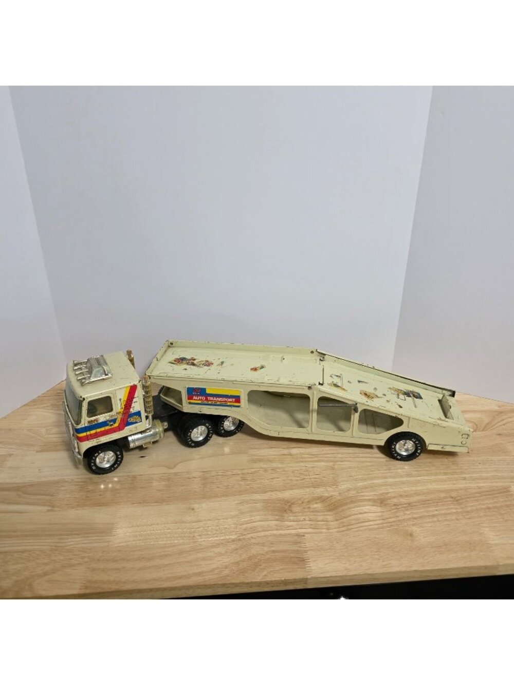 Vintage Nylint The Rig GMC Astro 95 Auto Transport Car Carrier Semi Truck USA